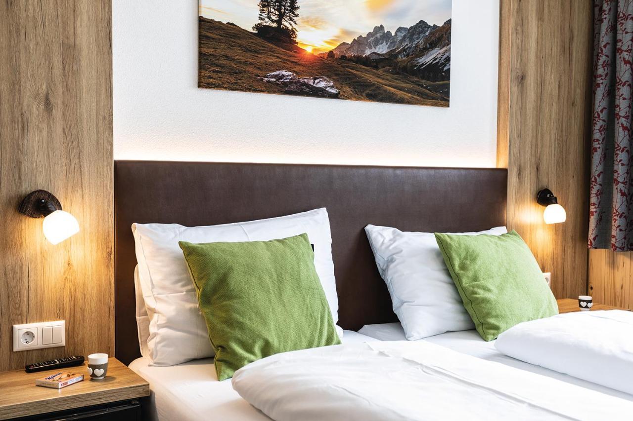 Apart- Und Wellnesshotel Dachsteinresort Russbach am Pass Gschutt Εξωτερικό φωτογραφία